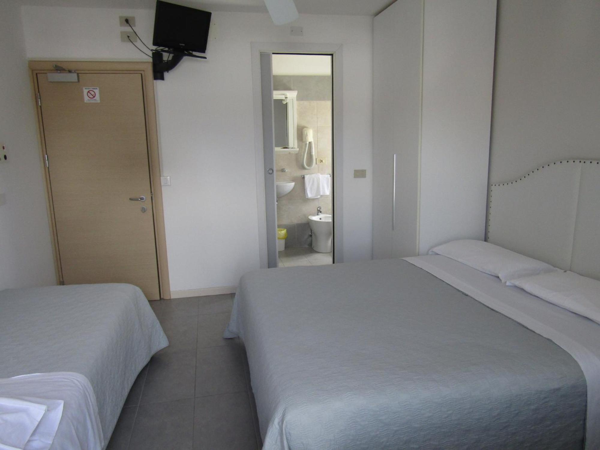 Hotel Atene Lido di Jesolo Exterior foto